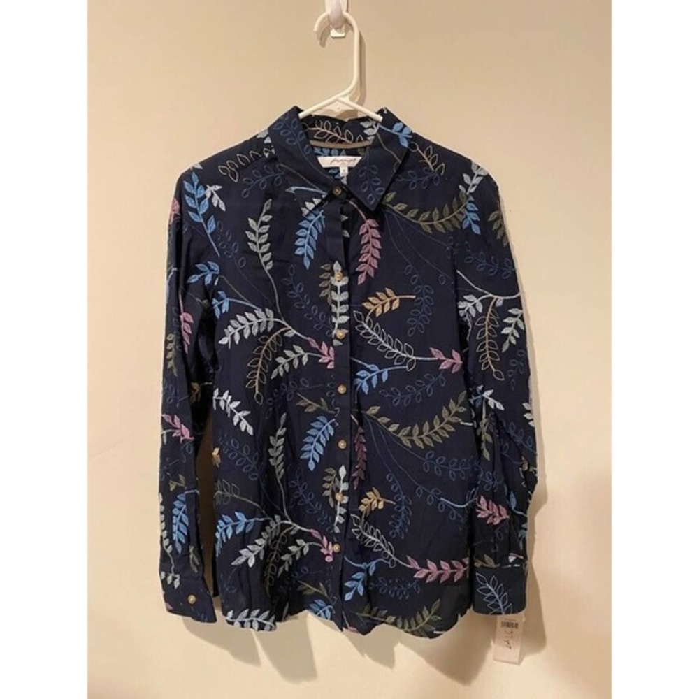 Foxcroft Navy Blue‎ Women's Embroidered Relaxed Fit Career Top Shirt Size 8